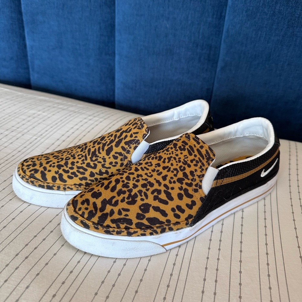 Nike Leopard Print Slip-On Flats in Tan, Black & White